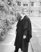 cambridge-grad - 48.jpg (37kb)
